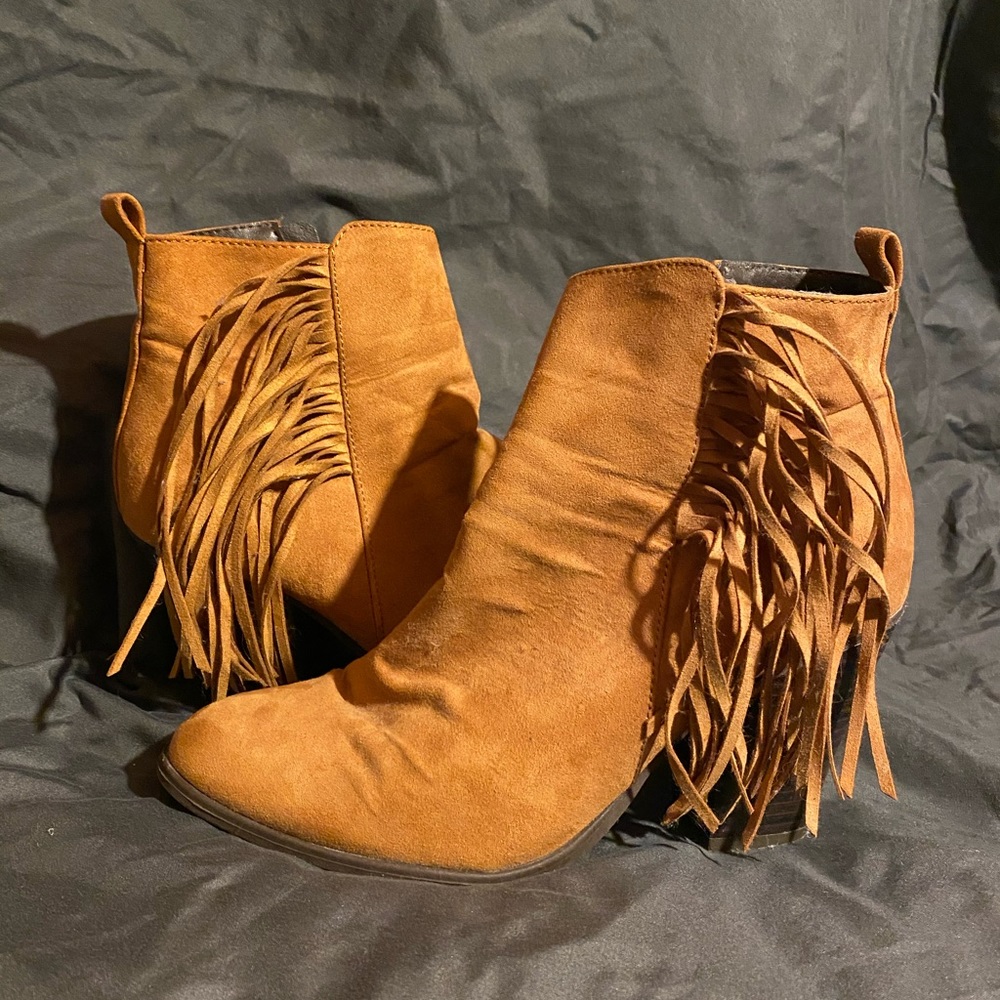 ankle boots size 10